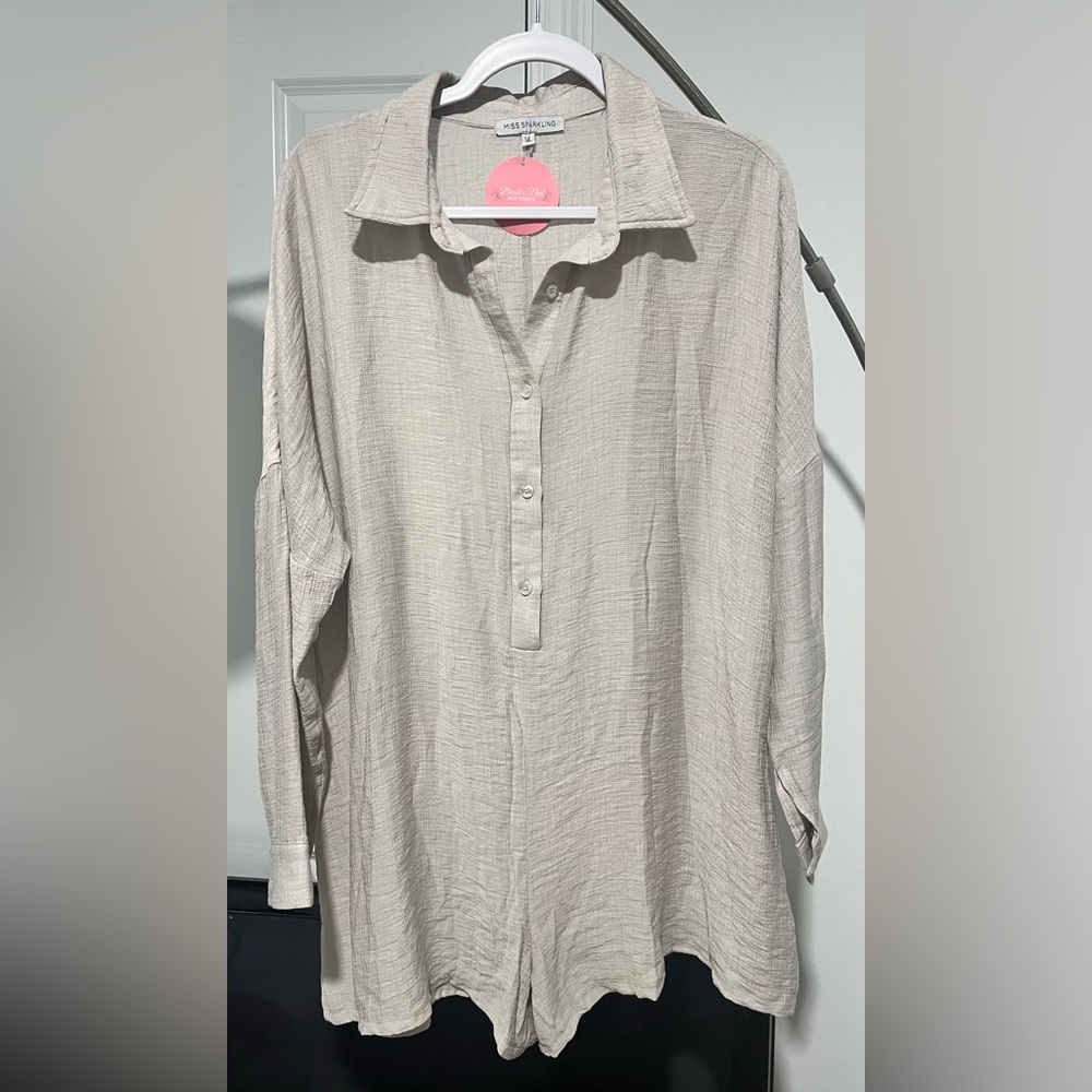 MISS SPARKLING Shorts Romper NEW - XL
MSRP $40
